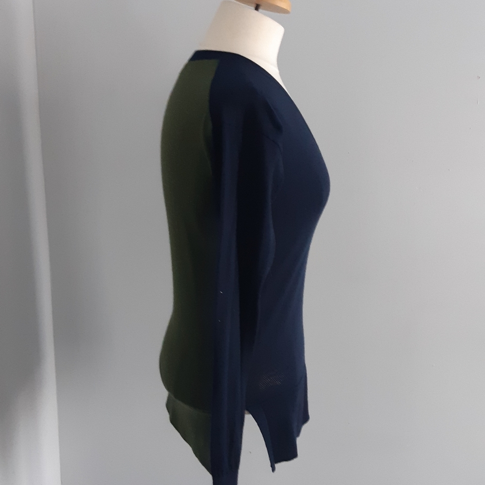 Lacoste women's 34 EU 4US sweater pullover navy and green